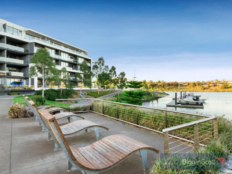 Edgewater on the Maribyrnong CDL Construction